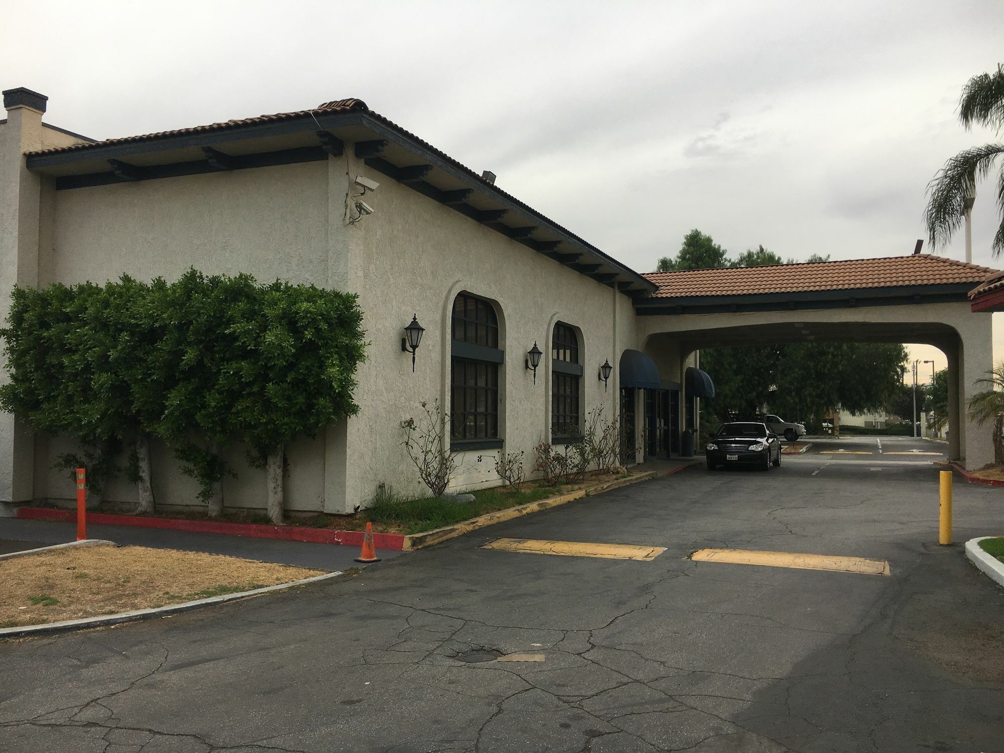 Travelodge By Wyndham Artesia Exterior photo